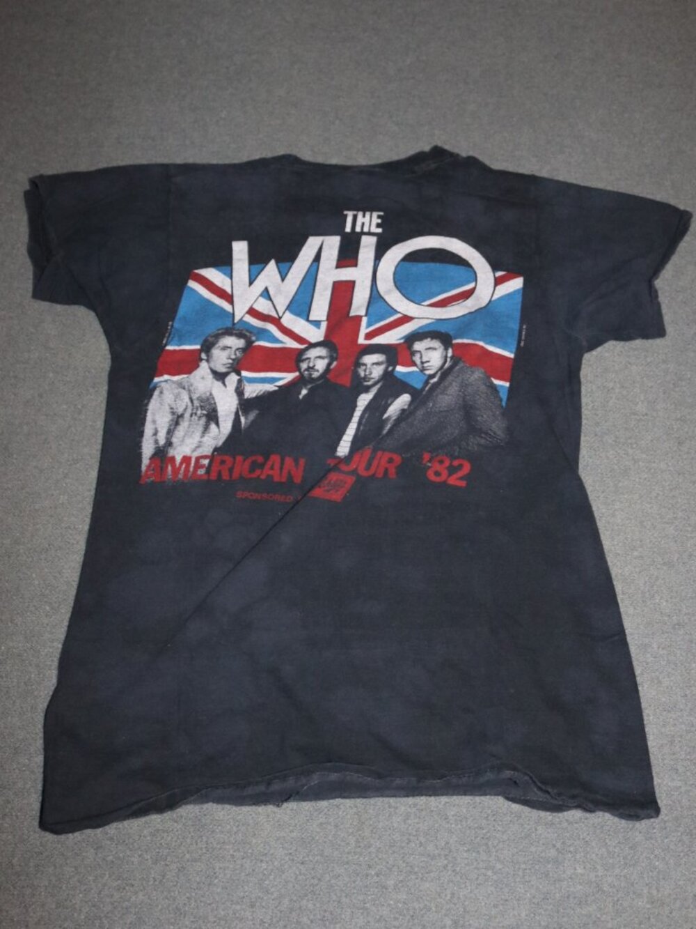 The WHO T-shirt Womens Medium Black 1982 Concert American Tour - Shrunk Worn - Picture 6 of 9